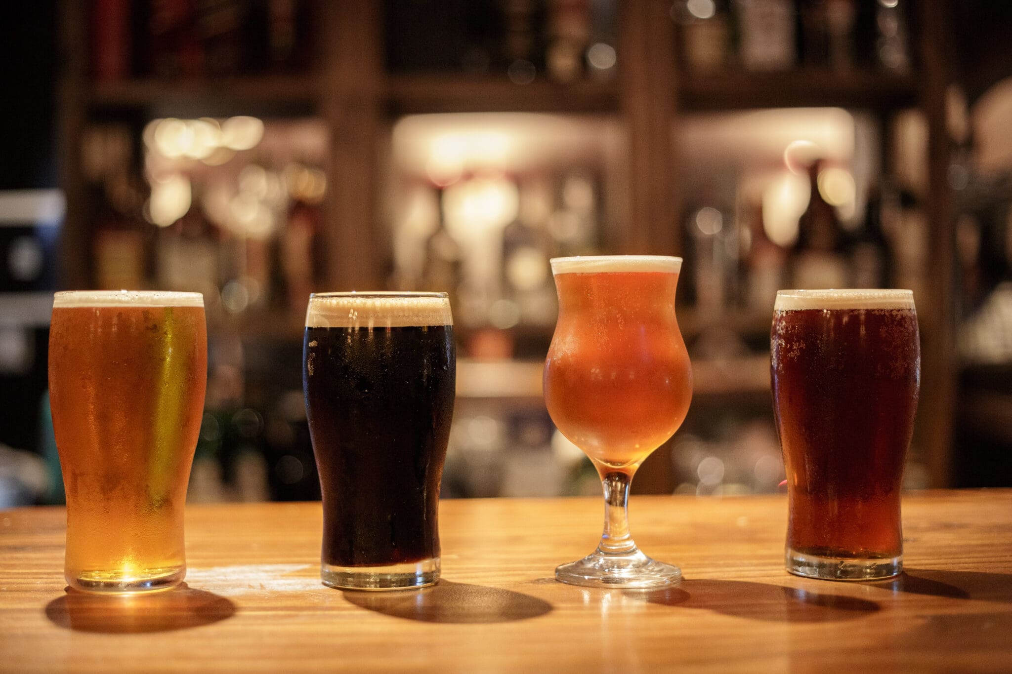Does Beer Taste Different Depending on the Glass? • The Growler Guys